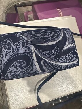Vera Bradley Navy and White Paisley Quilted Crossbody Wallet Organizer